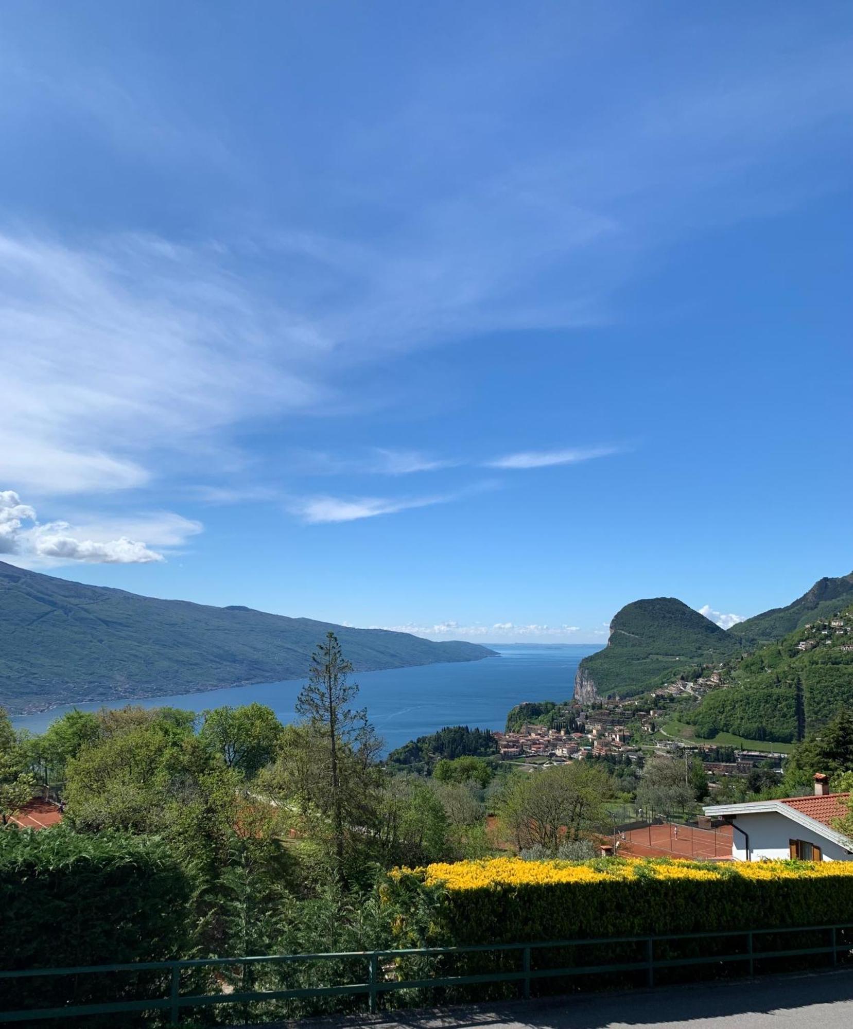 Hotel Garni Bel Sito Tremosine ภายนอก รูปภาพ