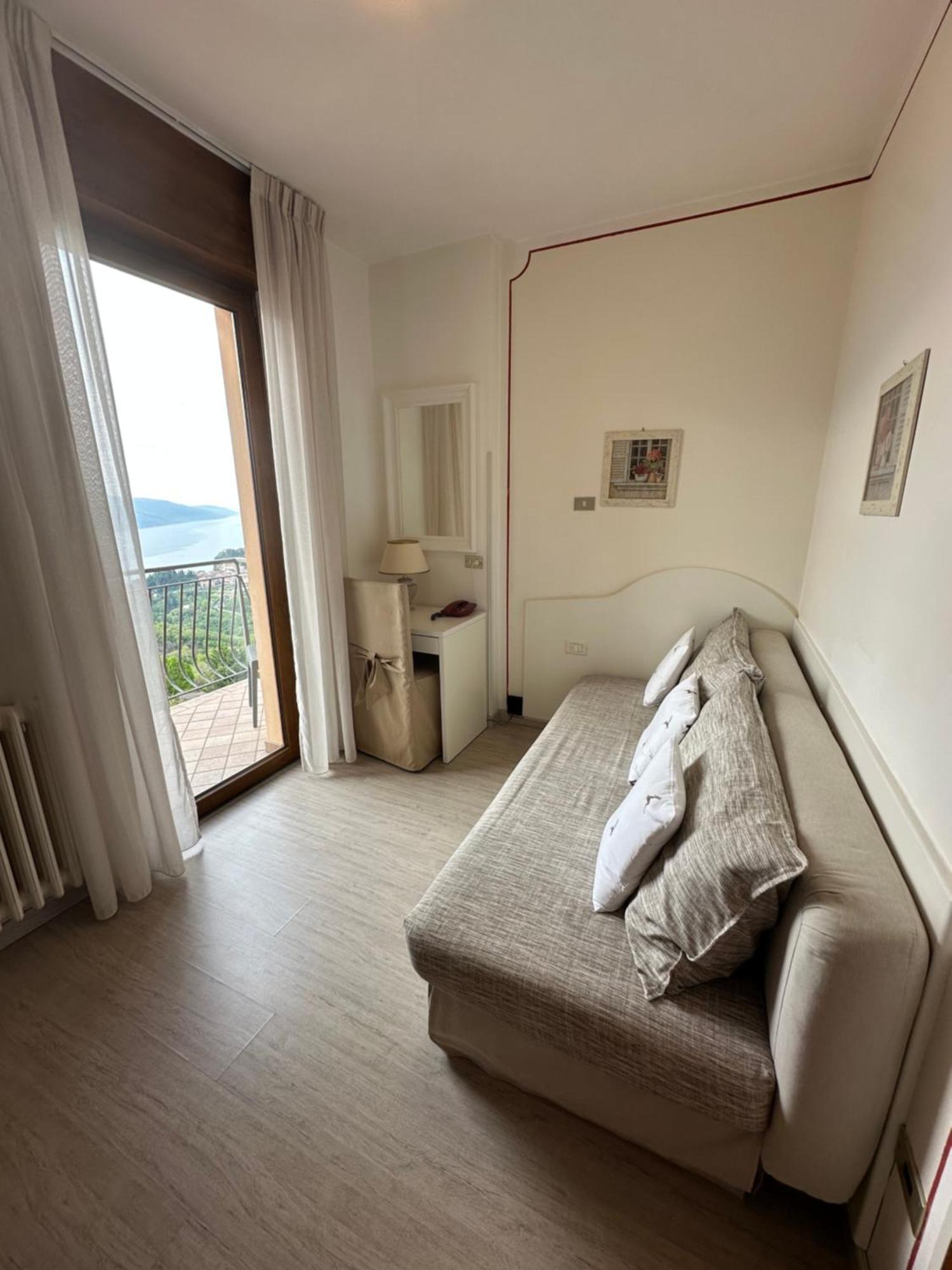 Hotel Garni Bel Sito Tremosine ภายนอก รูปภาพ