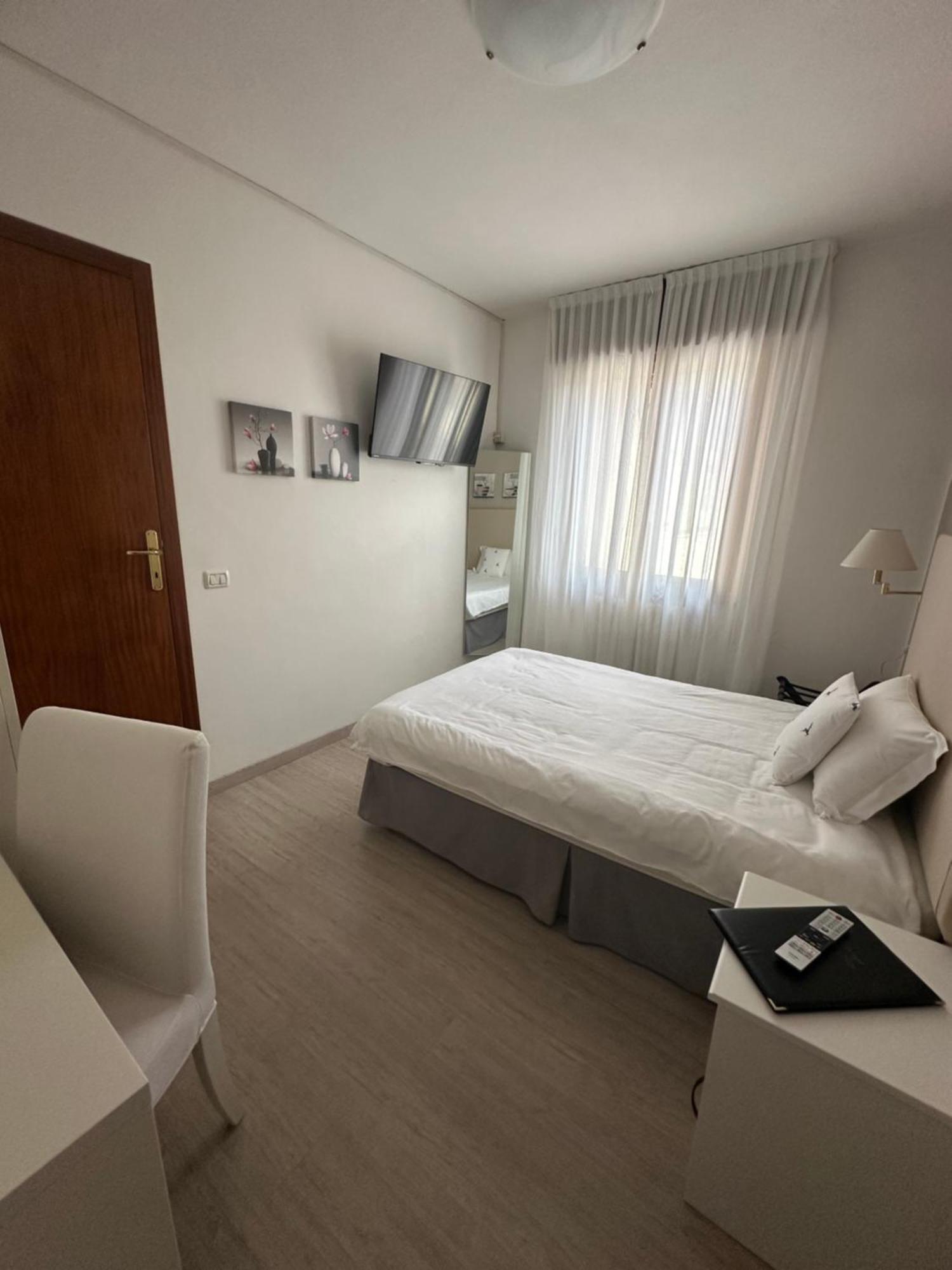 Hotel Garni Bel Sito Tremosine ภายนอก รูปภาพ