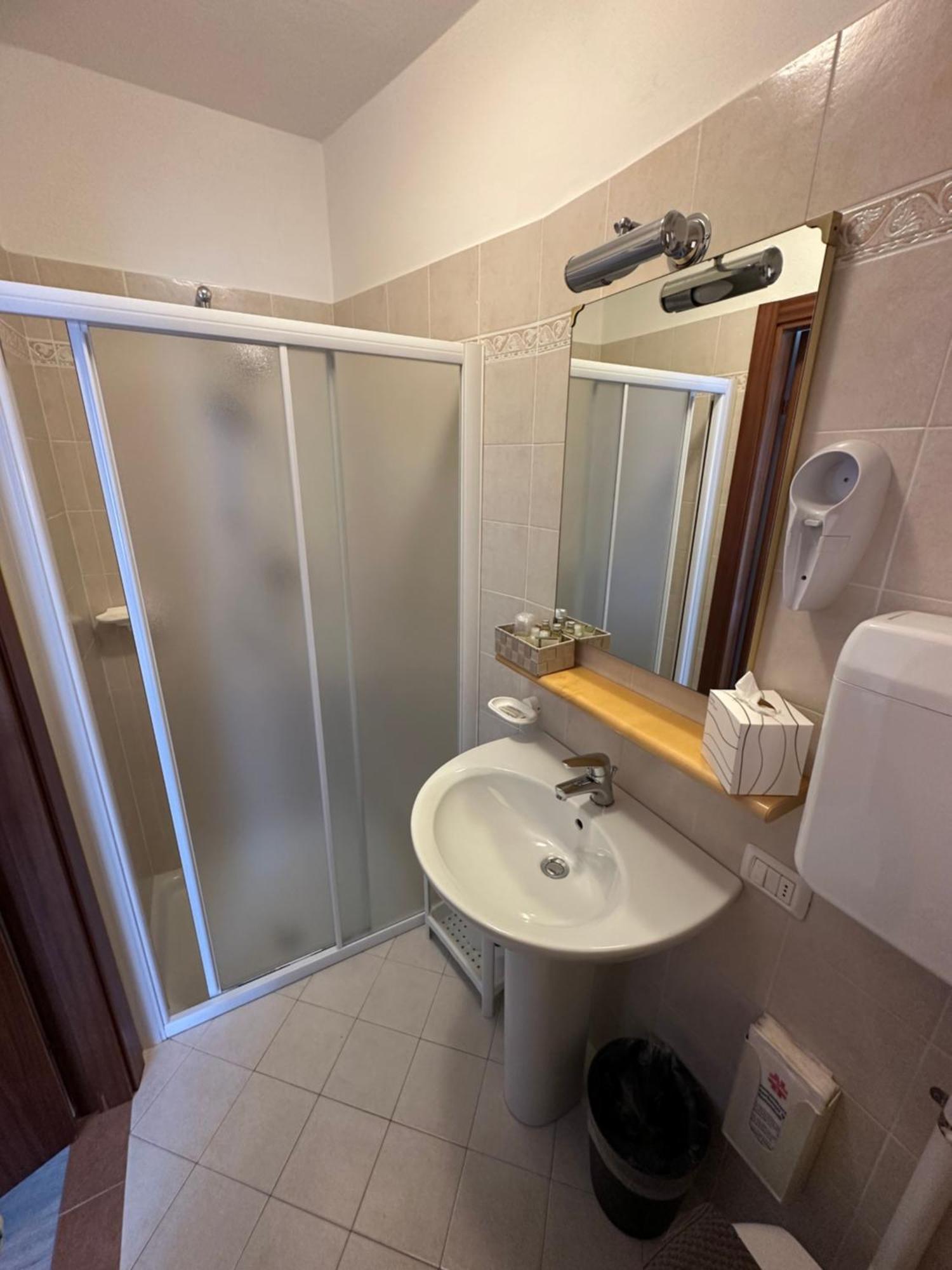 Hotel Garni Bel Sito Tremosine ภายนอก รูปภาพ