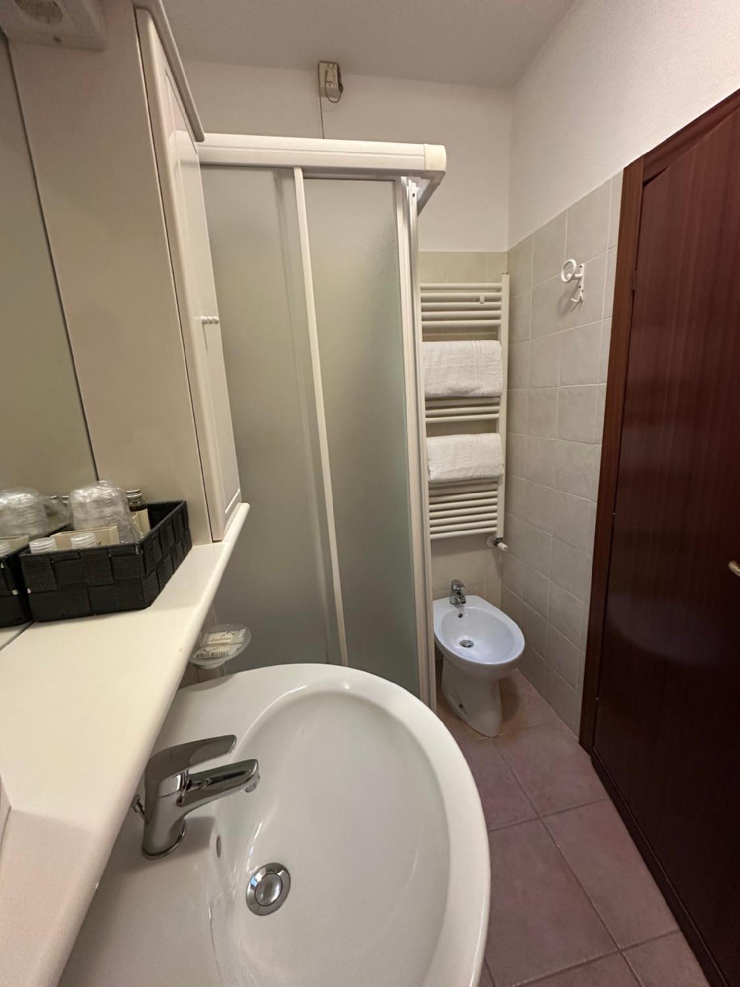 Hotel Garni Bel Sito Tremosine ภายนอก รูปภาพ