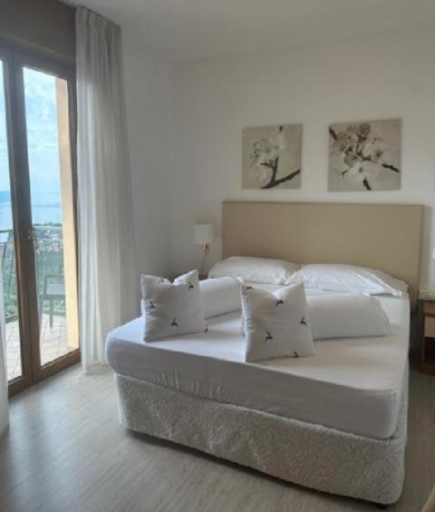 Hotel Garni Bel Sito Tremosine ภายนอก รูปภาพ