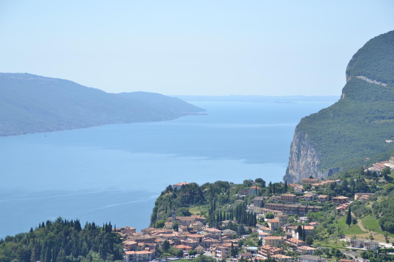 Hotel Garni Bel Sito Tremosine ภายนอก รูปภาพ